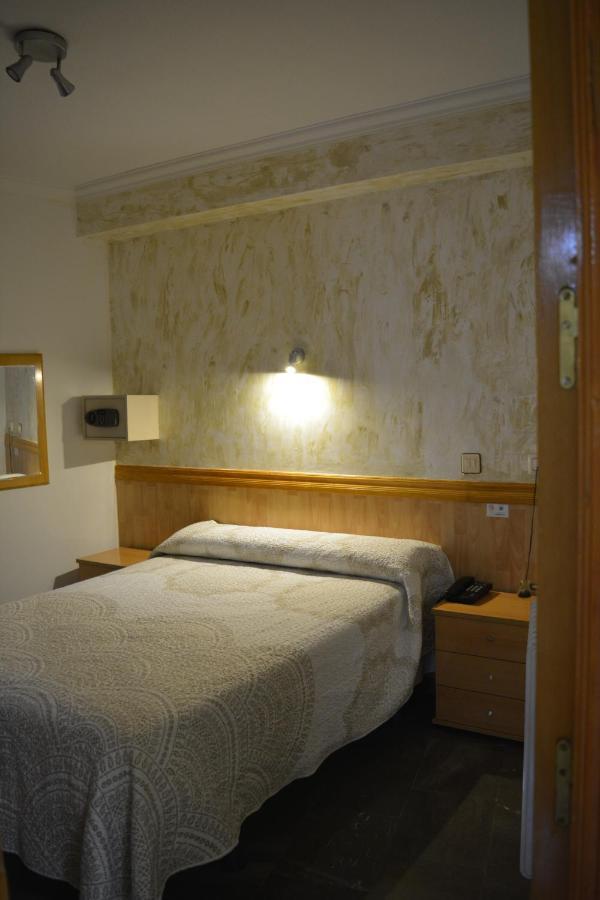 Hostal Manolete Lanjarón Extérieur photo