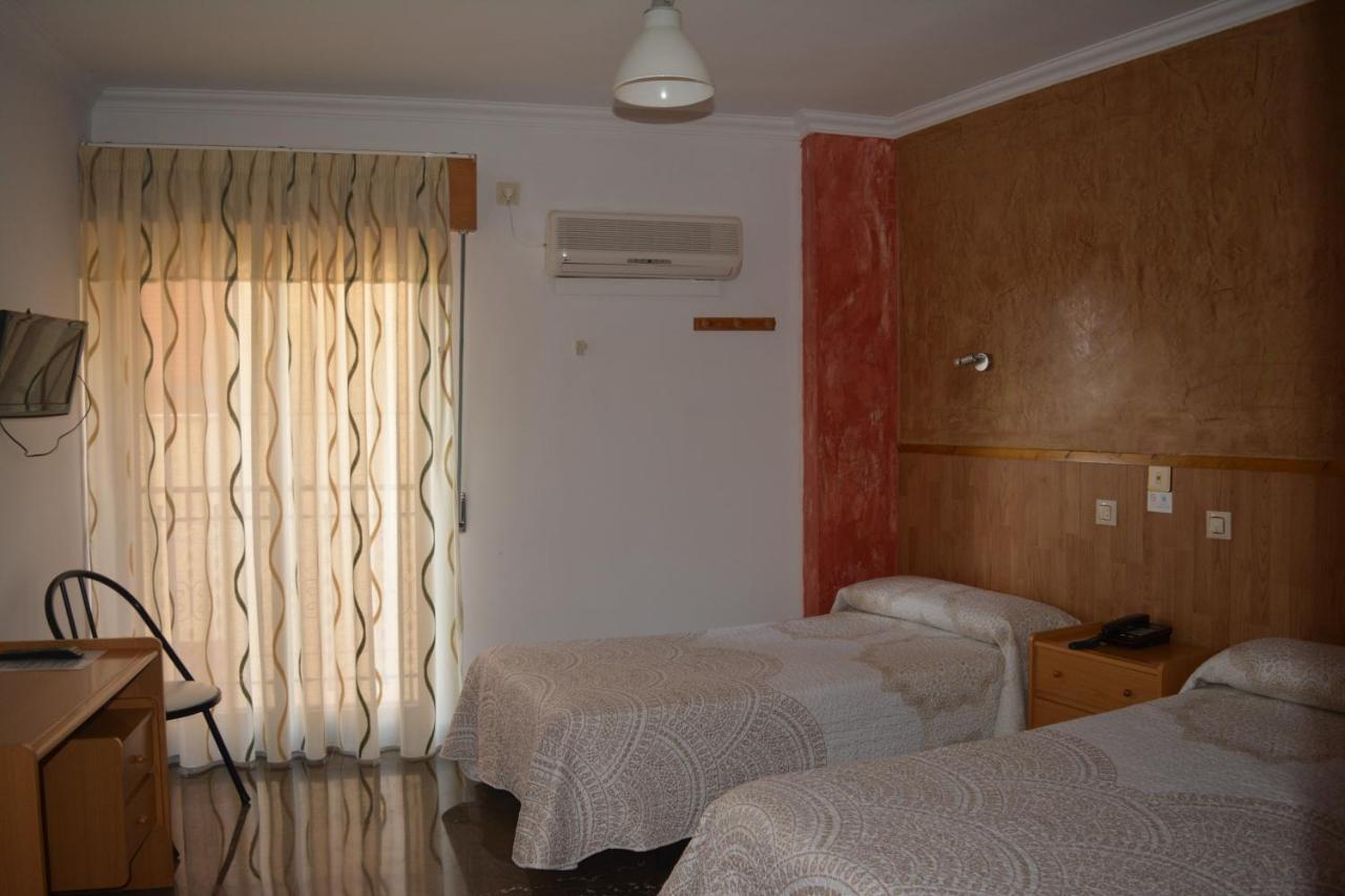 Hostal Manolete Lanjarón Extérieur photo