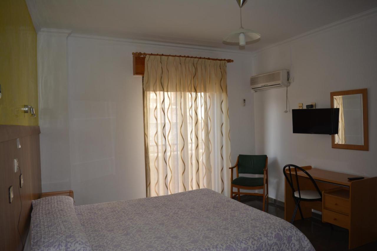 Hostal Manolete Lanjarón Extérieur photo