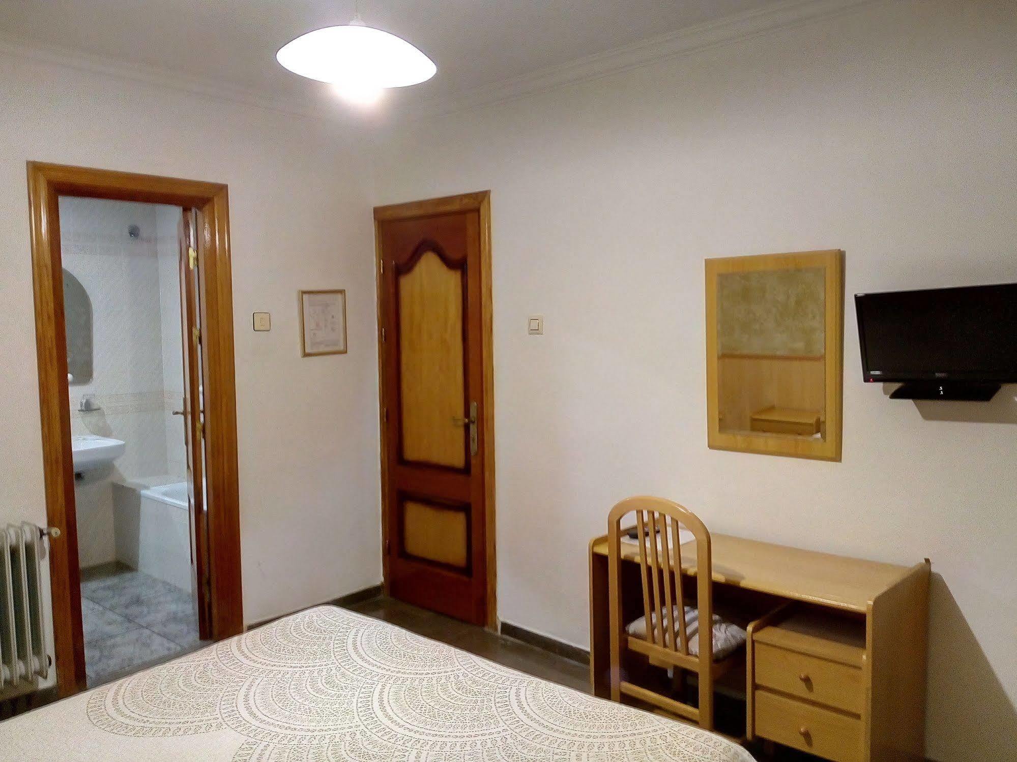 Hostal Manolete Lanjarón Extérieur photo