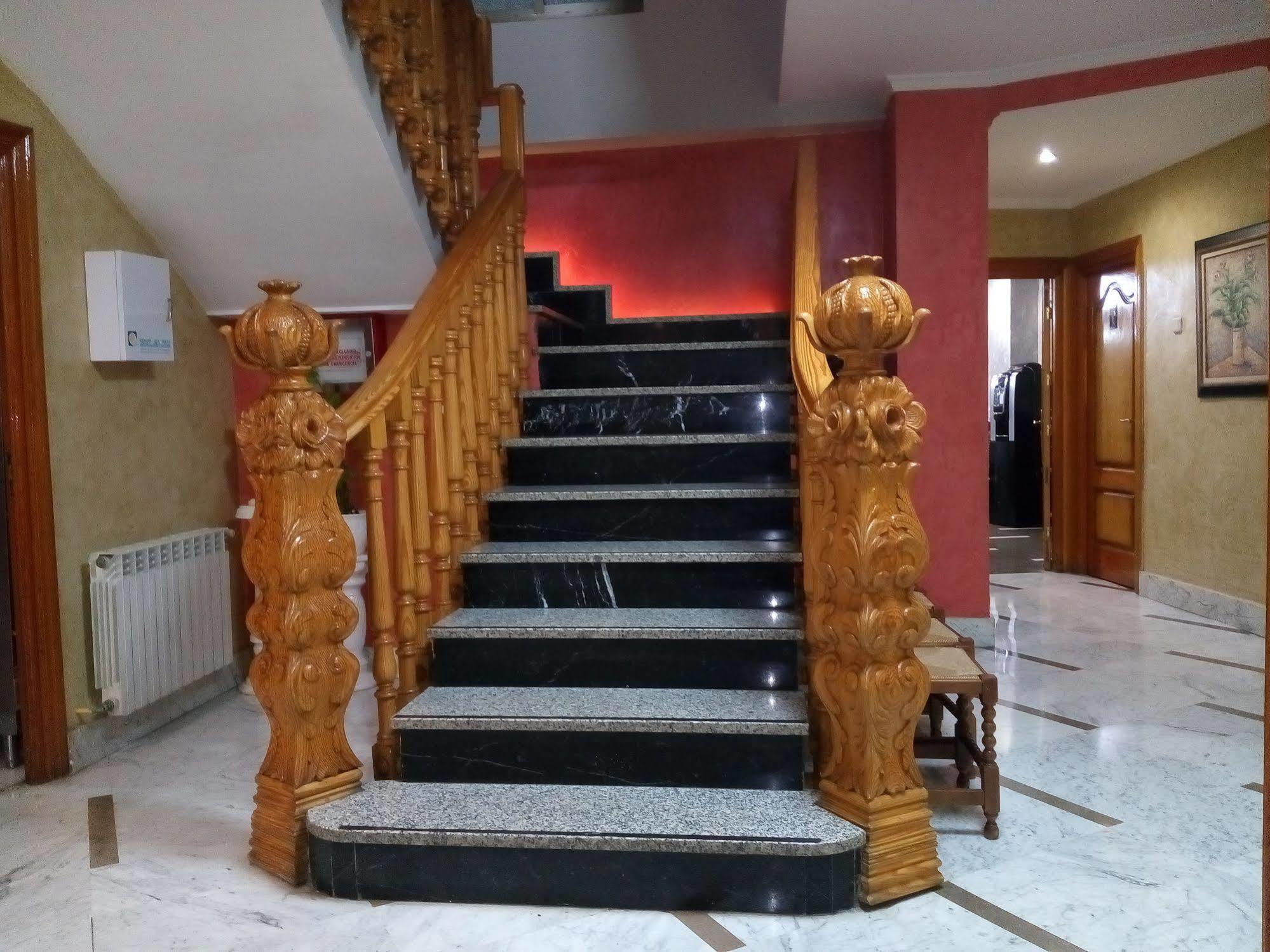 Hostal Manolete Lanjarón Extérieur photo